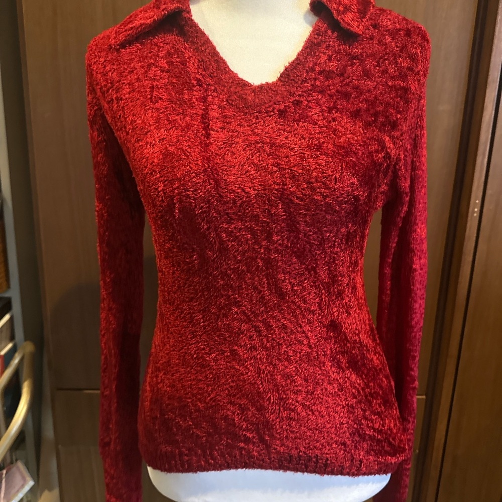 VTG Guess Jeans USA Red V-Neck Women's Sweater Y2K